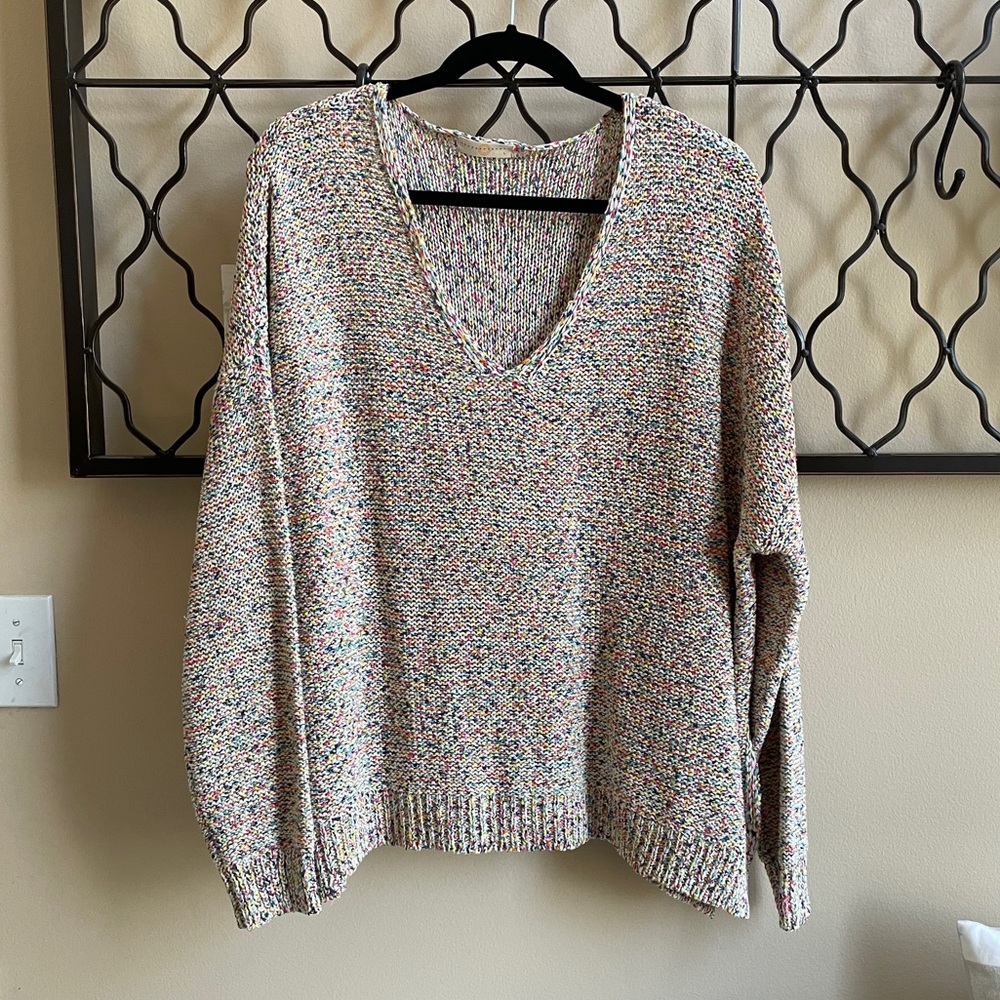 Confetti yarn vneck sweater size L (NWOT)